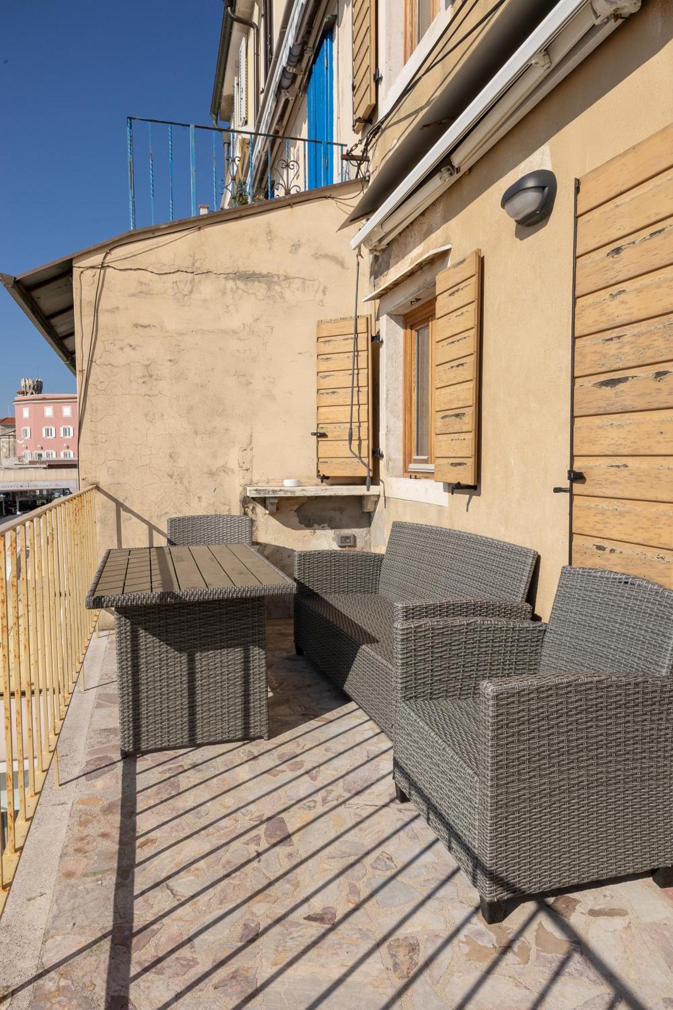 Seahouse Apartments Piran Buitenkant foto